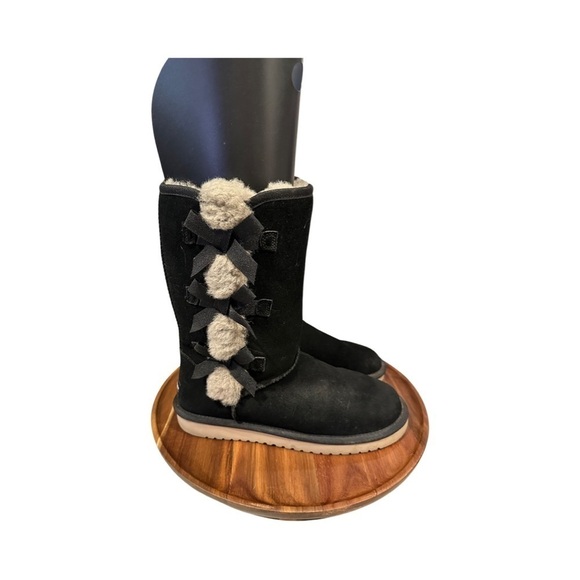 Koolaburra Victora Black Bow Boots - Picture 1 of 5